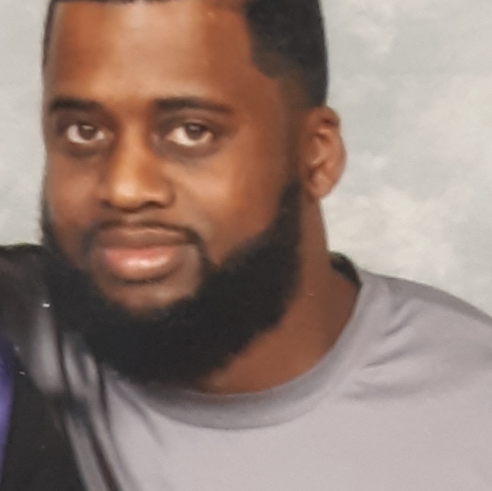 Meet your Posher, Lloyd